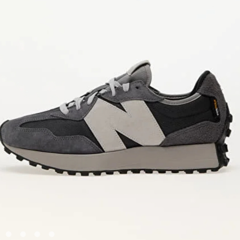 New Balance Women's 327 Grey Suede